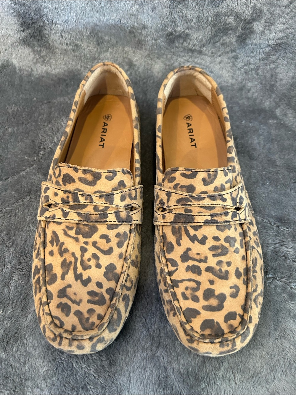 Ariat Leopard-Pattern Slip-On Loafer driving shoes Tan and Black NWOT 7.5